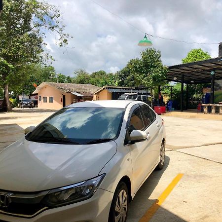 Chillchillsangkhlaburi โรงแรมชิลชิลสังขละบุรี Exterior photo