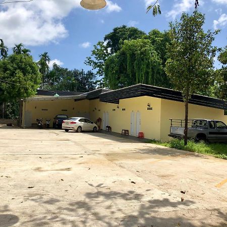 Chillchillsangkhlaburi โรงแรมชิลชิลสังขละบุรี Exterior photo